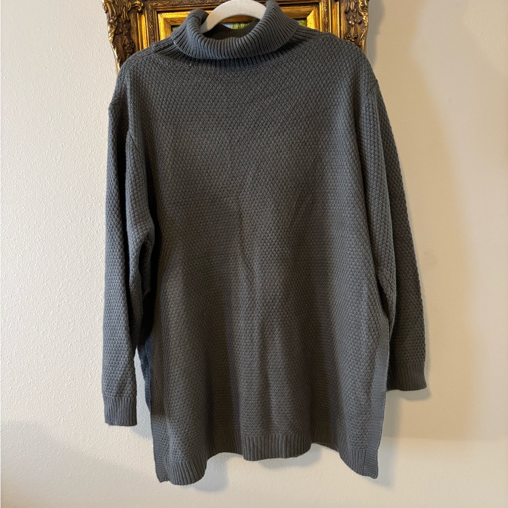 SHEIN Charcoal Turtle Neck Sweater
